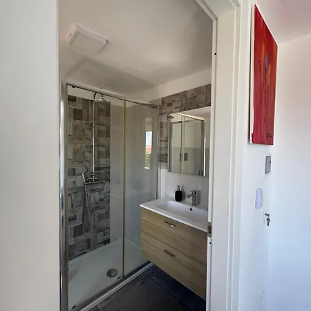 Casa Sarina 3*