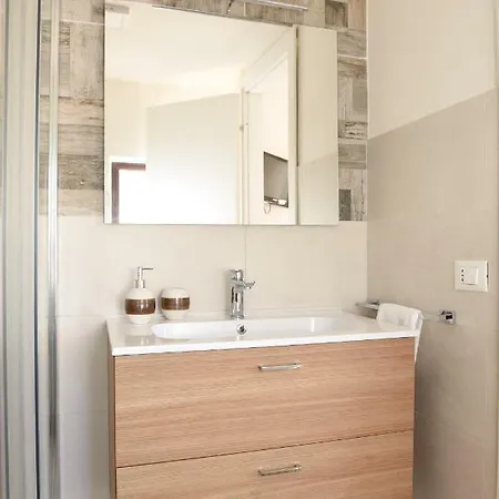 Casa Sarina 3*